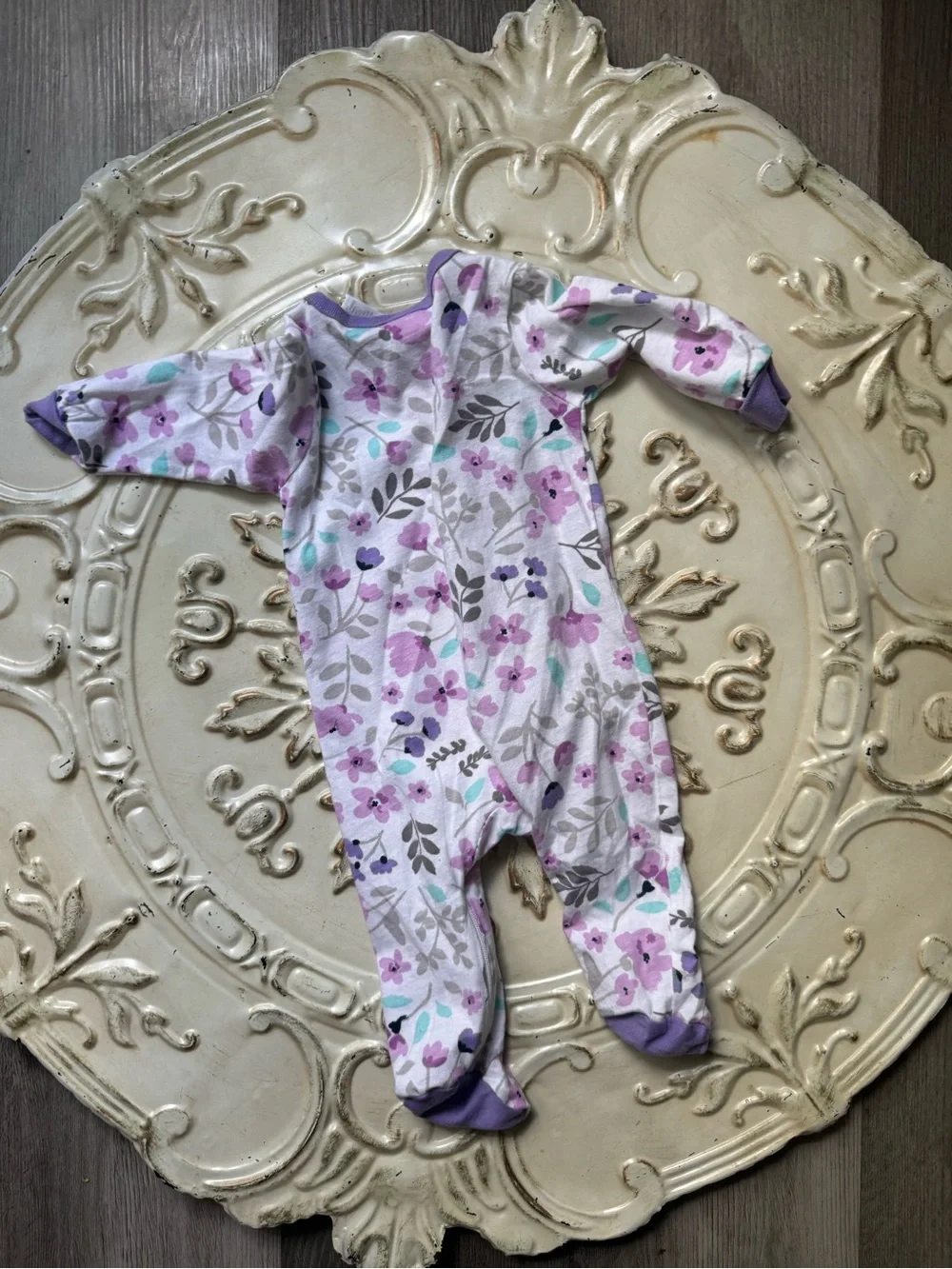 Lot of 4 Onesies Brand Baby Girls' Long Sleeve Sleep 'N Plays - Size 0-3 Months